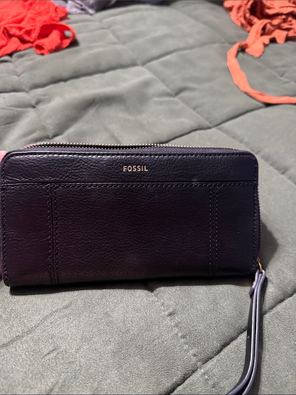 Fossil Navy Leather Zip-Around Wristlet Wallet